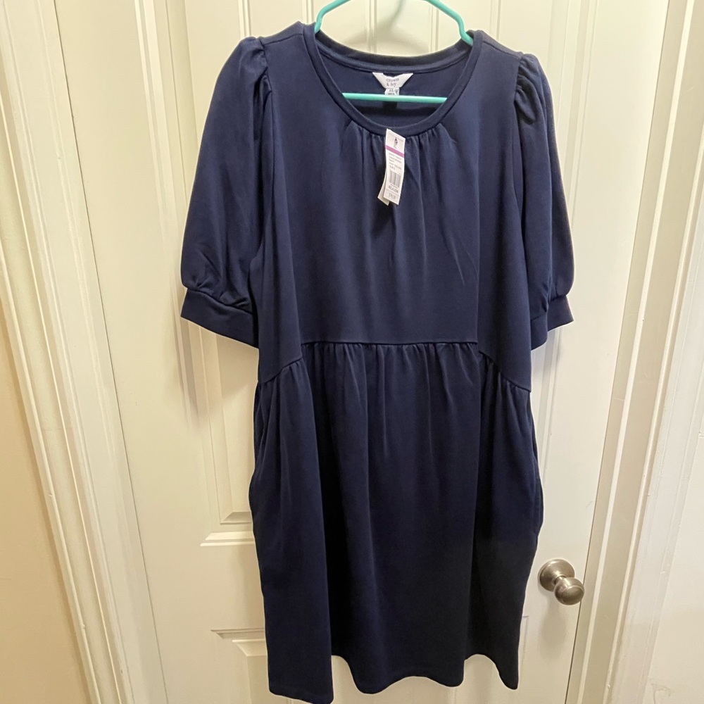 NWT Crown and Ivy Navy Puff Tired dress. XL